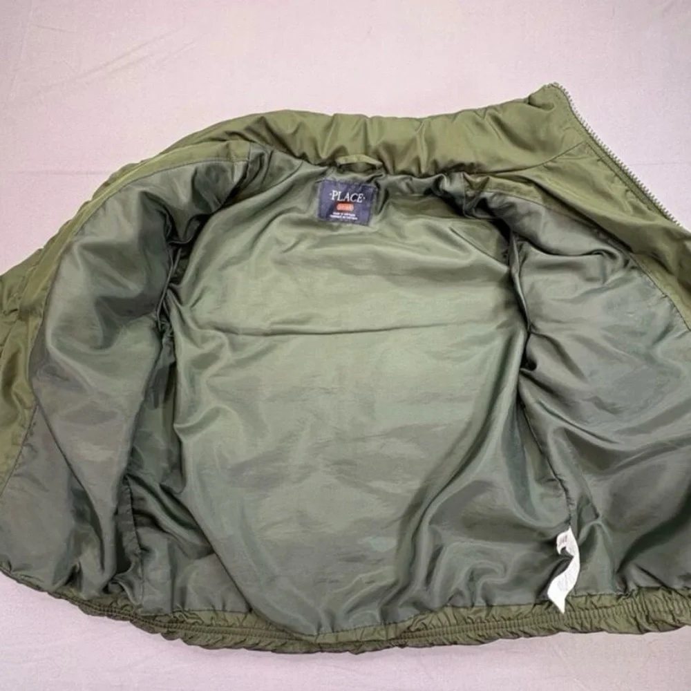 Children’s Place Green Puffer Coat SZ 5/6 Unisex + Purple CC Beanie Kids Bundle